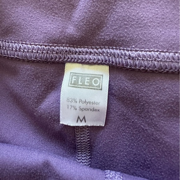 Orchid Mist M Fleo shorts - Picture 2 of 3